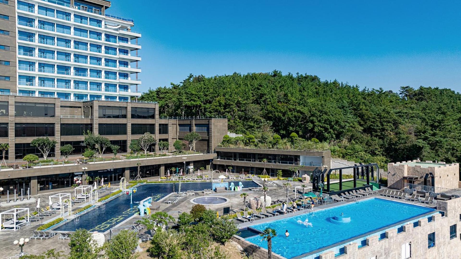 Hotel Jcs Yeosu Bagian luar foto