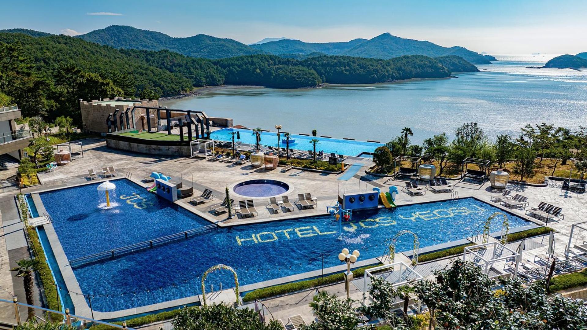 Hotel Jcs Yeosu Bagian luar foto