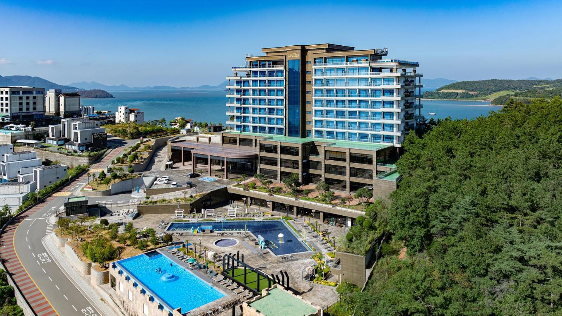 Hotel Jcs Yeosu Bagian luar foto